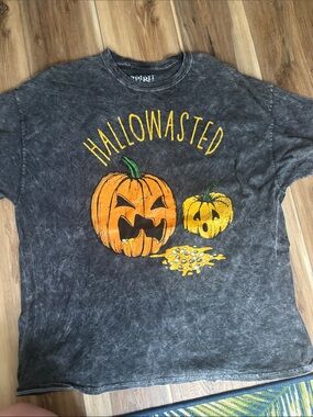 Spirit Halloween Hallowasted Graphic Tee - Black & Orange